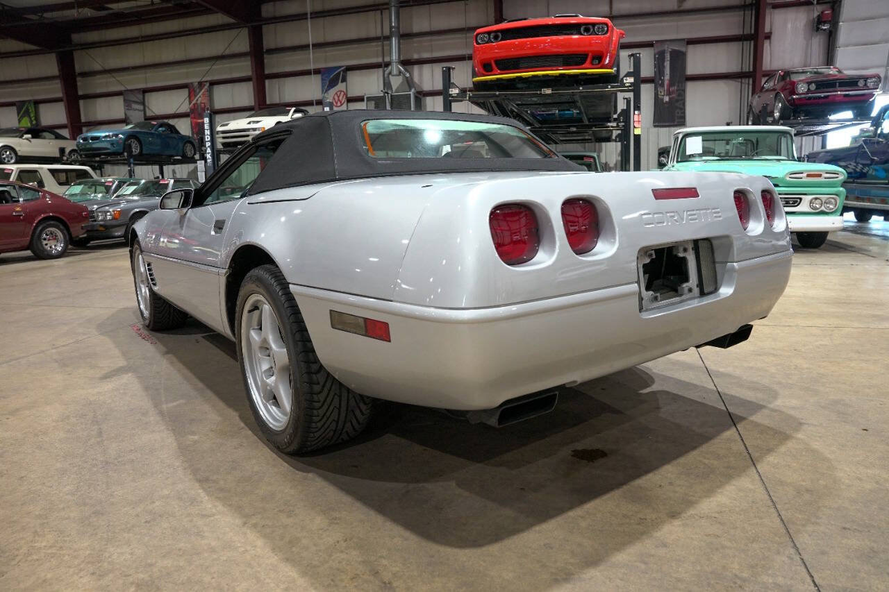 Used 1996 Chevrolet Corvette Convertible RWD image 22