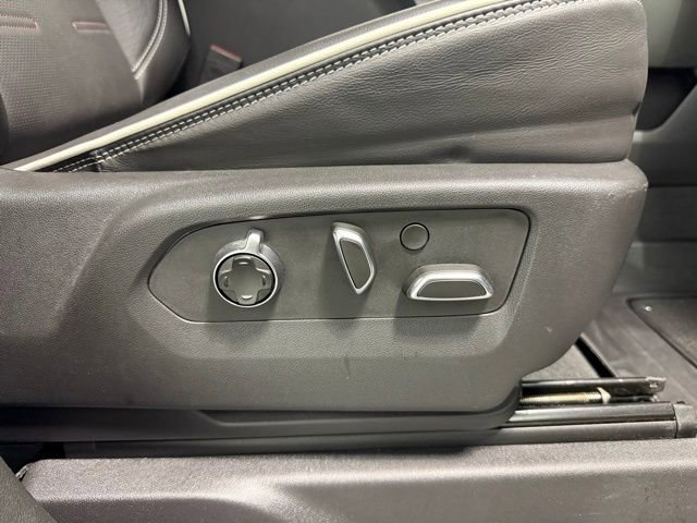 Used 2023 GMC Sierra 1500 AT4X image 30