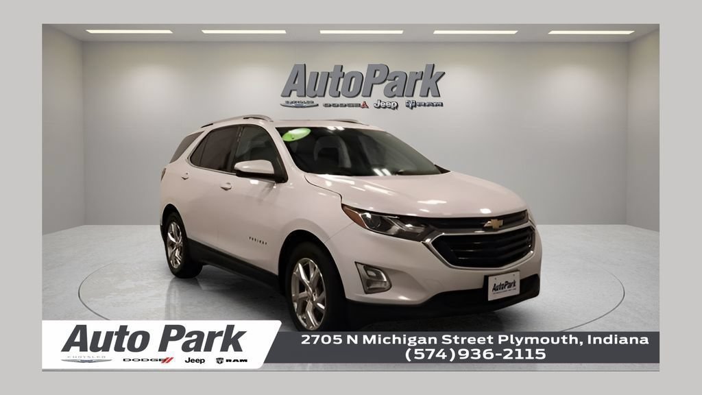Used 2019 Chevrolet Equinox LT w/ Sun & Navigation Package AWD/4WD image 2