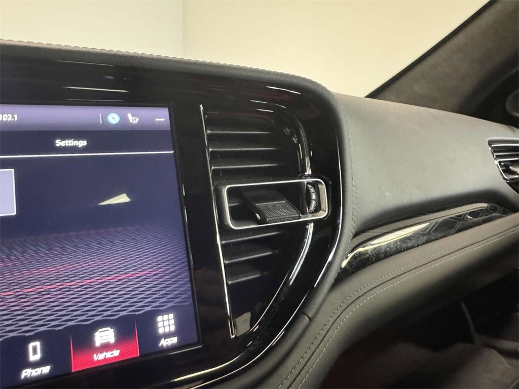 Used 2022 Dodge Durango Citadel image 29