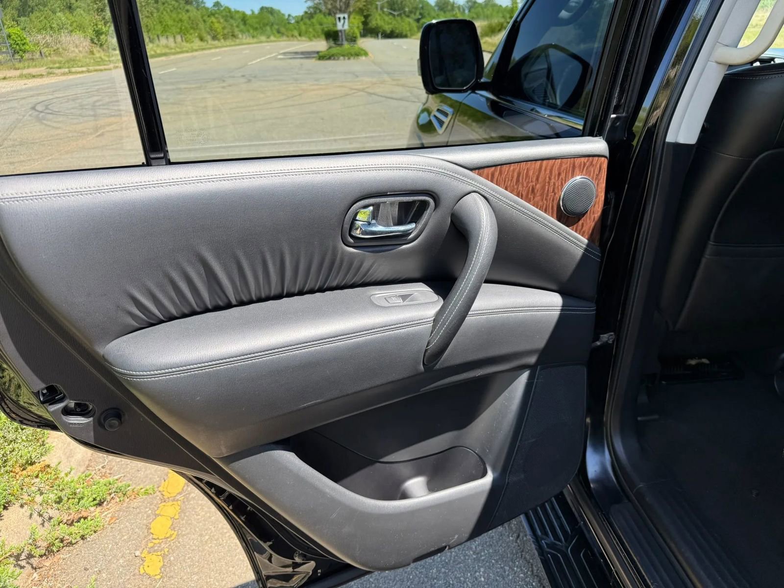 Used 2019 Nissan Armada SL w/ Premium Package AWD/4WD image 20