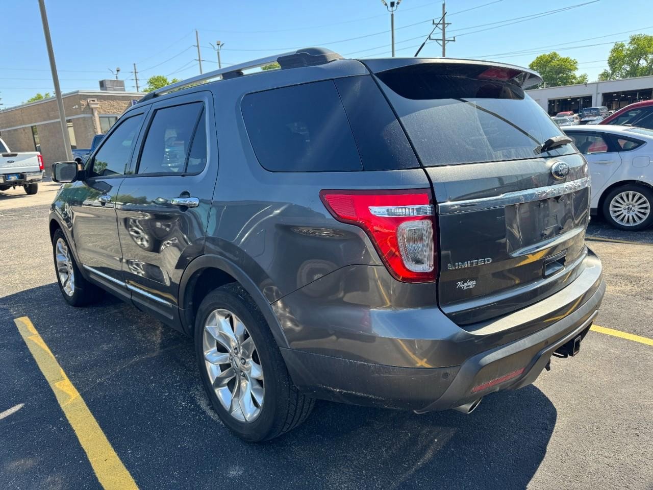 Used 2015 Ford Explorer Limited w/ Equipment Group 302A AWD/4WD image 7