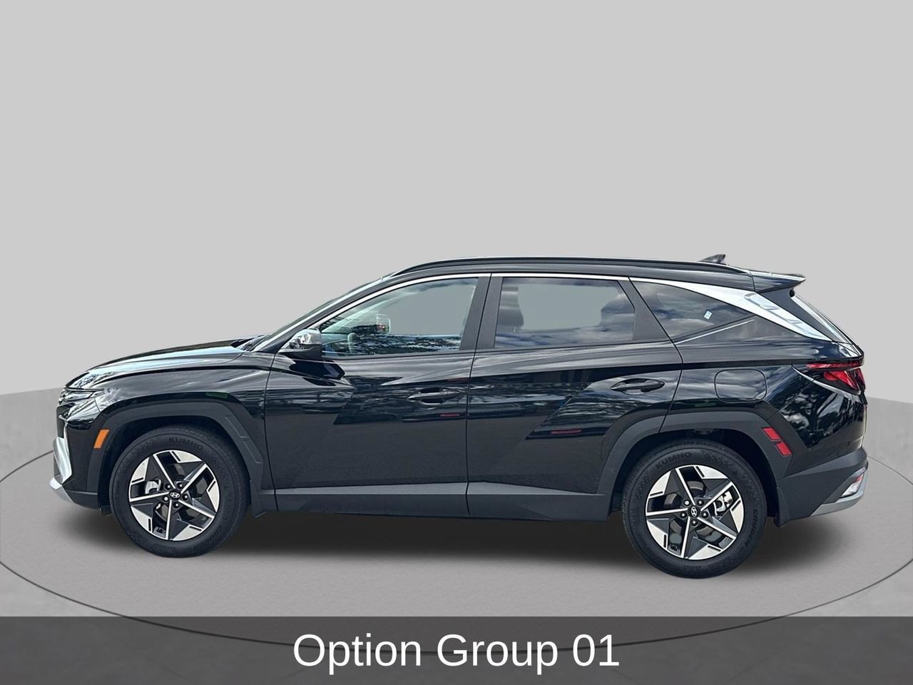 Used 2025 Hyundai Tucson SEL FWD image 2
