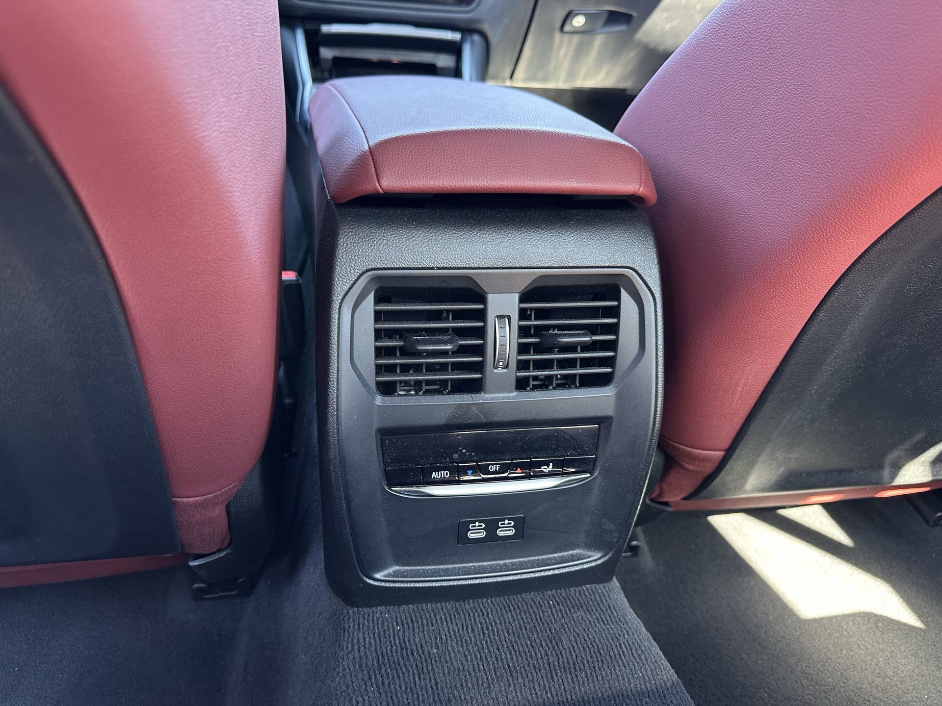 Certified 2025 BMW 330i xDrive Sedan image 17