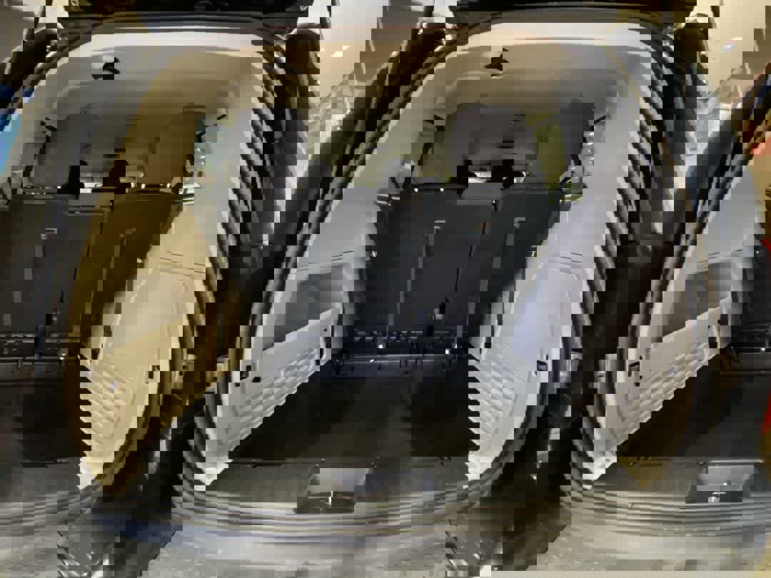 Used 2019 Dodge Grand Caravan SE image 25