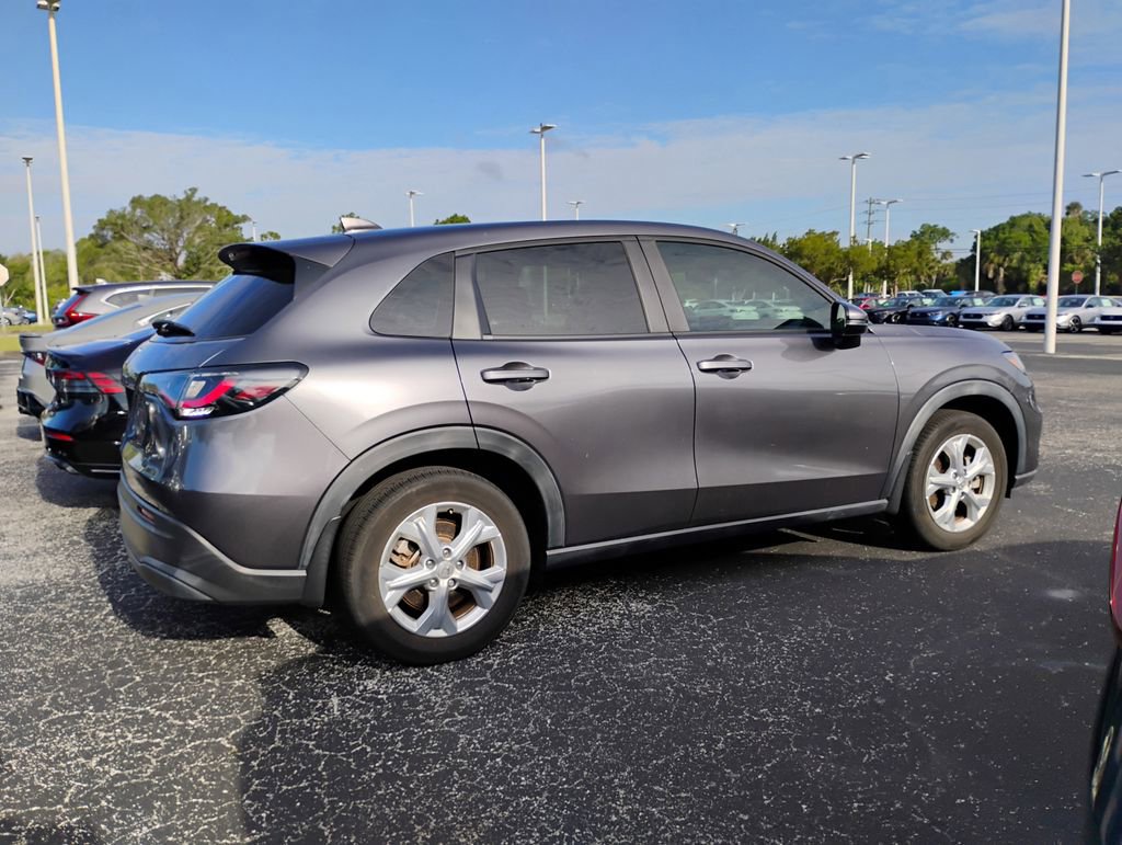 Used 2024 Honda HR-V LX image 3