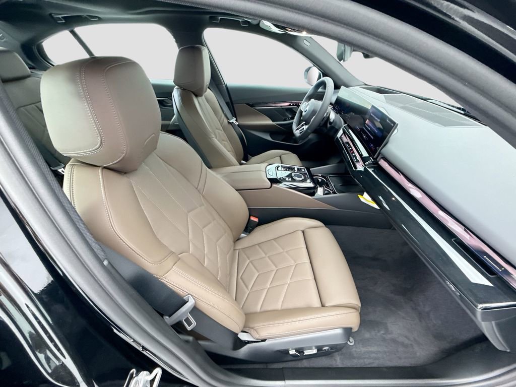 New 2027 BMW 530i xDrive AWD/4WD image 19