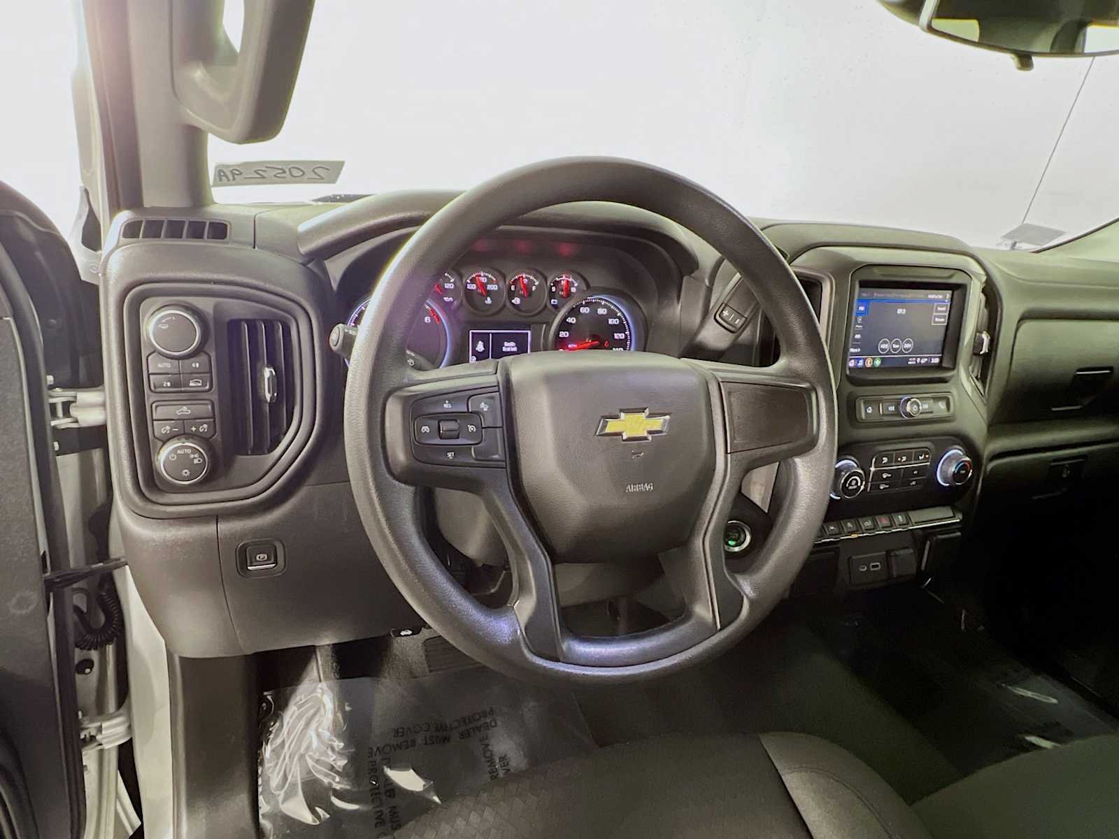 Used 2022 Chevrolet Silverado 1500 Custom AWD/4WD image 11