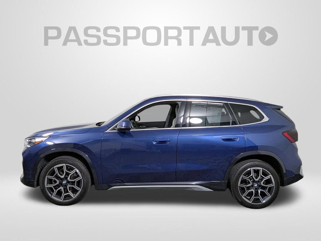 Used 2025 BMW X1 xDrive28i w/ Convenience Package AWD/4WD image 2