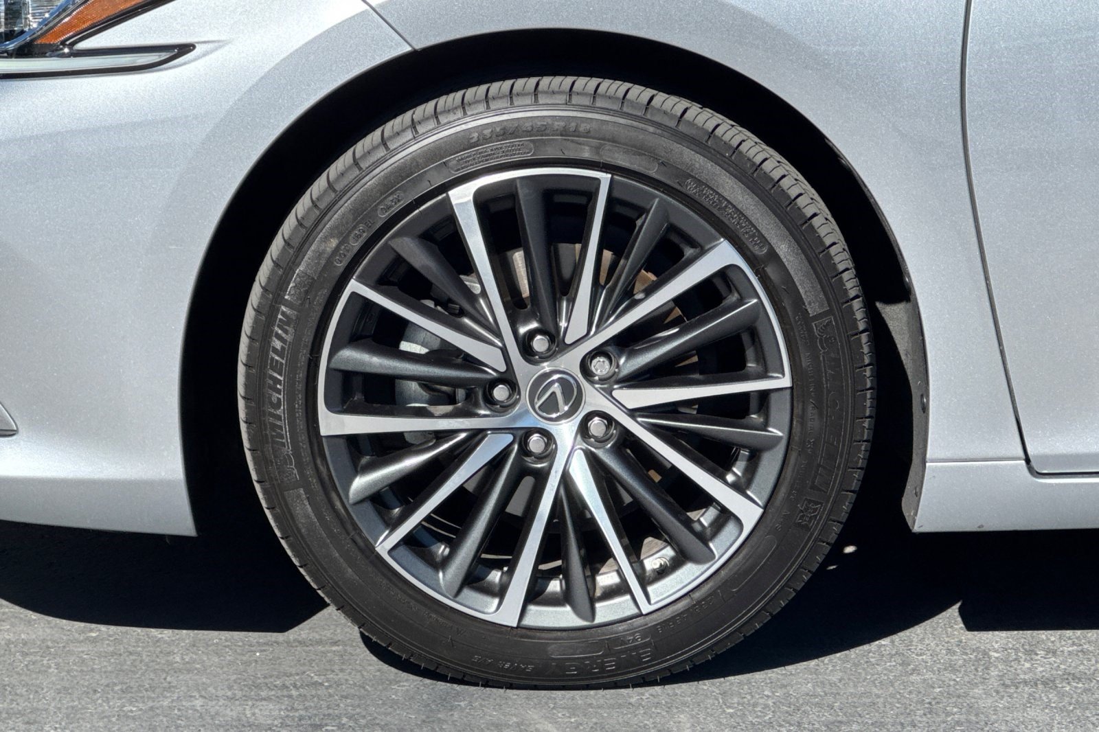 Certified 2024 Lexus ES 300h w/ Premium Package FWD image 36