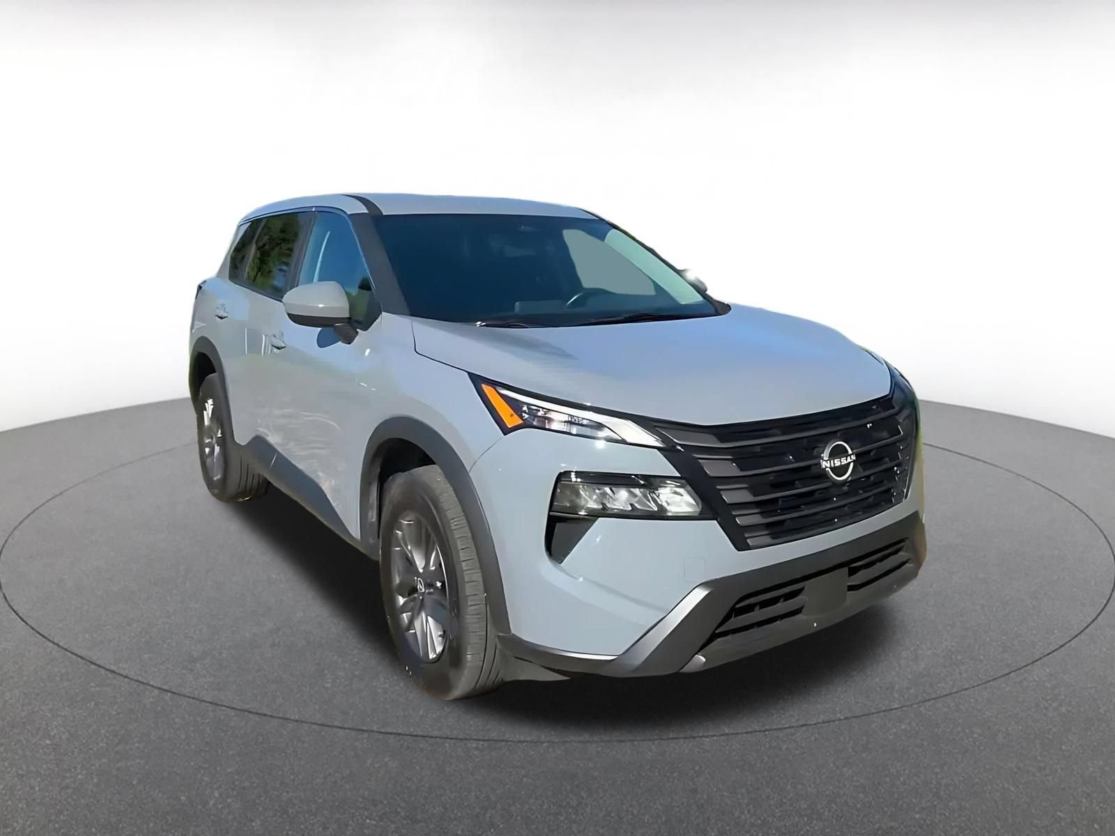 Used 2026 Nissan Rogue SV FWD image 3