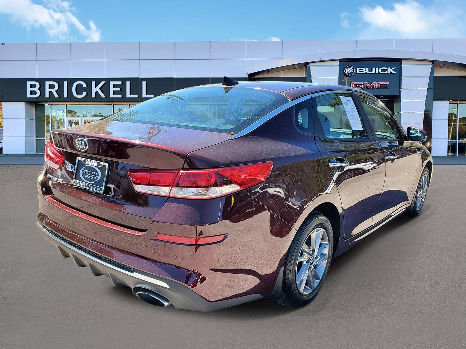 Used 2019 Kia Optima LX image 3