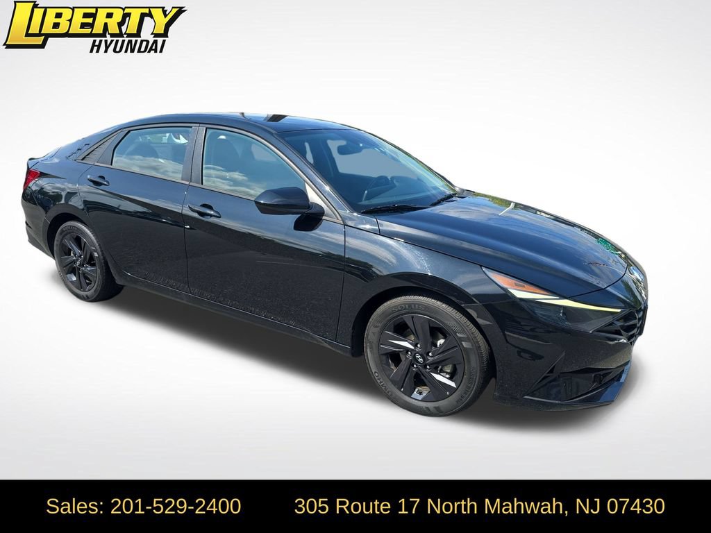 Certified 2022 Hyundai Elantra SEL w/ Convenience Package FWD 360° Tour