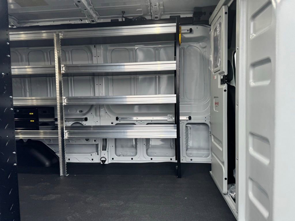New 2026 Ford Transit 250 148 Medium Roof image 18