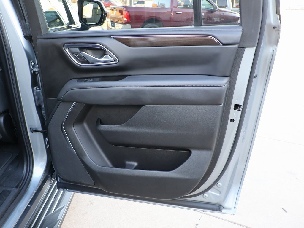 Certified 2024 GMC Yukon XL SLE w/ Gmc Pro Safety Plus Package image 16