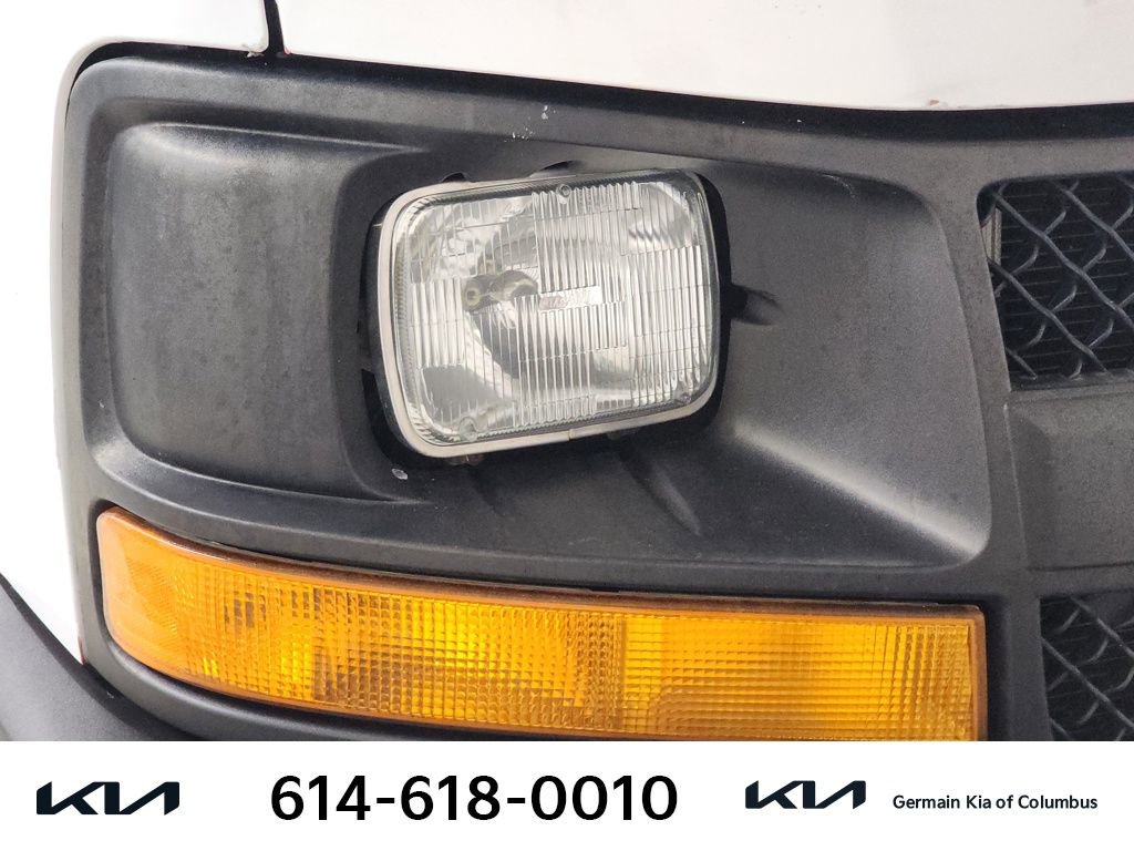 Used 2017 Chevrolet Express 2500 Work Van image 14
