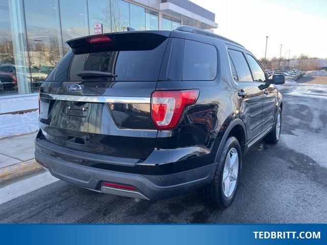 Used 2019 Ford Explorer XLT image 8