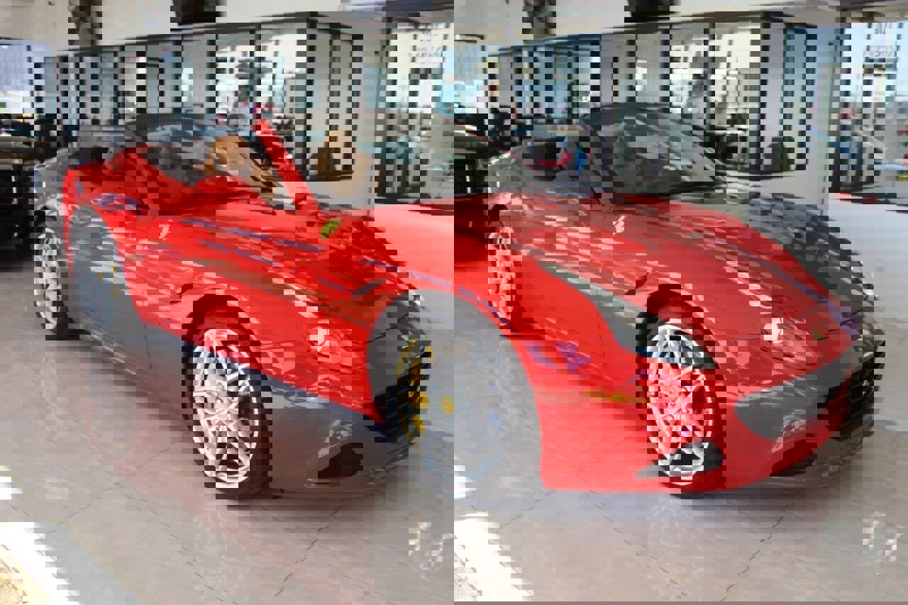 Used 2019 BMW i8 Roadster image 26