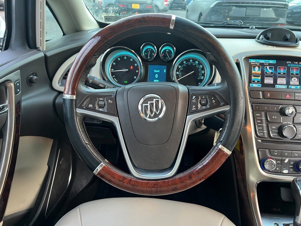Used 2013 Buick Verano Convenience image 21
