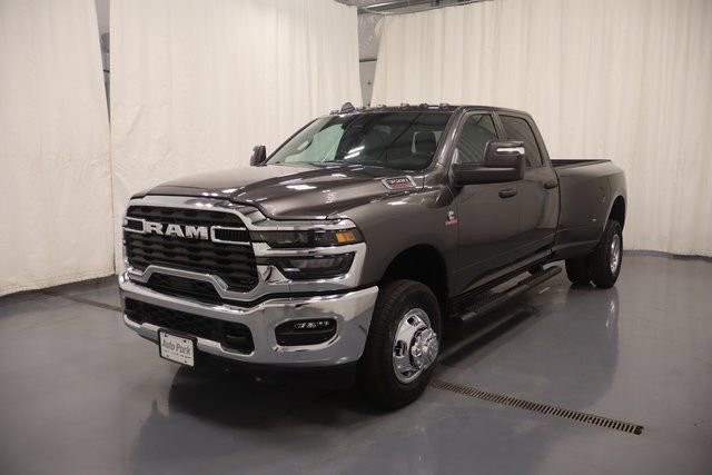 New 2026 RAM 3500 Tradesman image 4