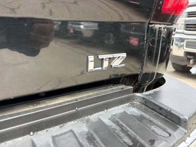 Used 2015 Chevrolet Silverado 2500 LTZ w/ LTZ Plus Package AWD/4WD image 10