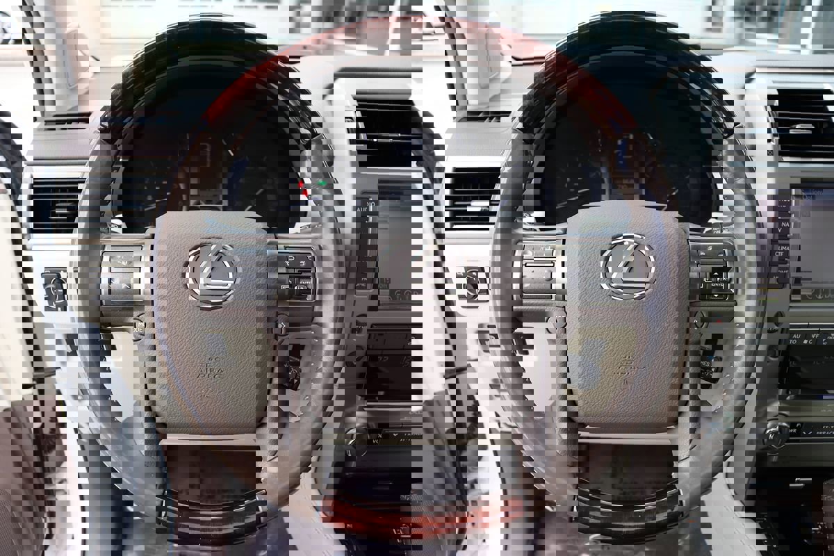 Used 2017 Lexus GX 460 Premium image 15