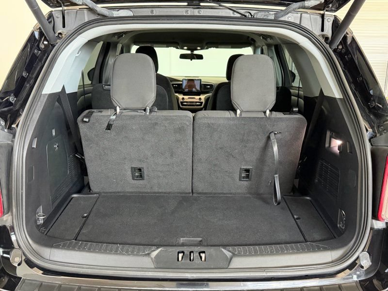 Used 2022 Ford Explorer XLT RWD image 14