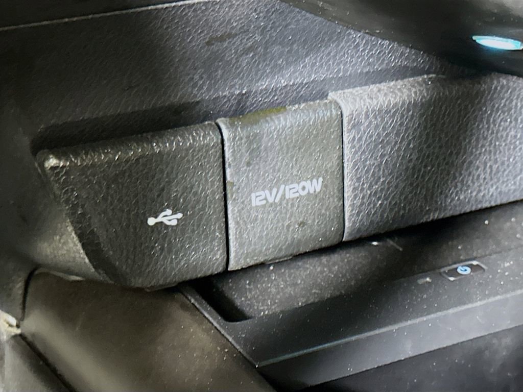 Used 2023 Toyota Camry XSE FWD image 30