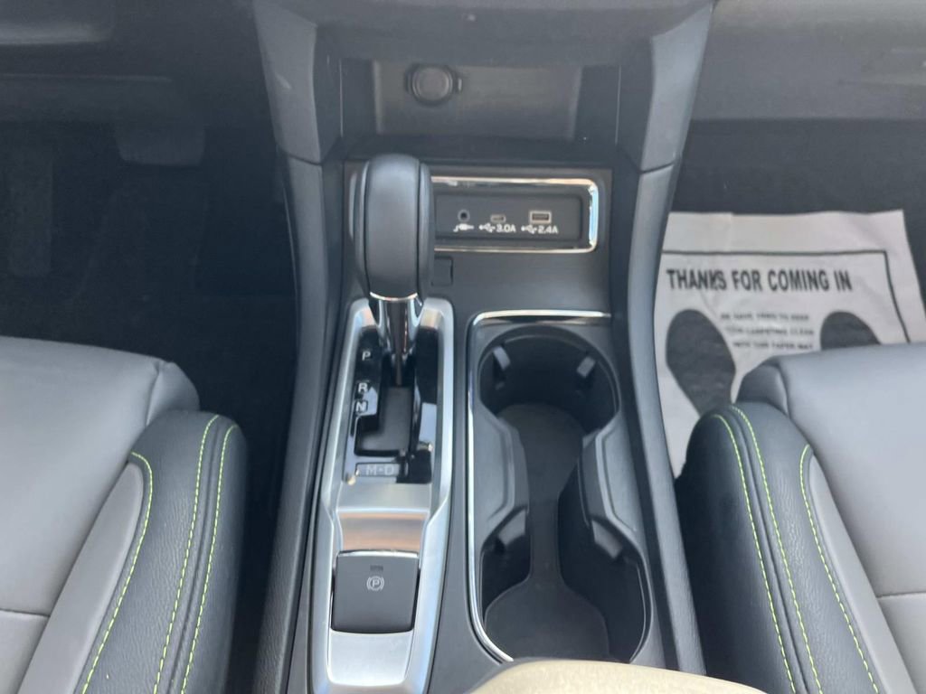 Used 2024 Subaru Ascent Onyx Edition image 15