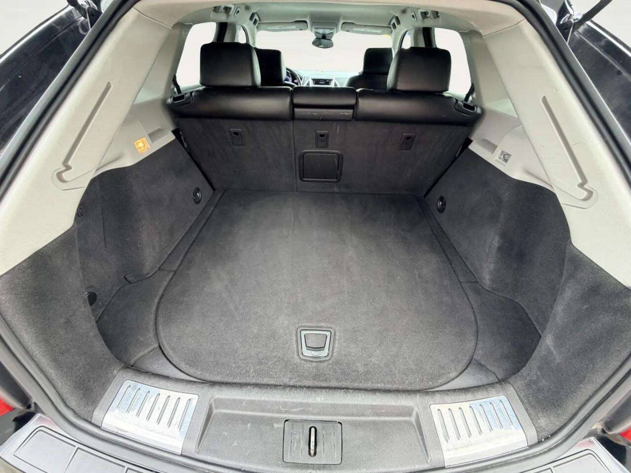 Used 2011 Cadillac SRX 2WD image 5