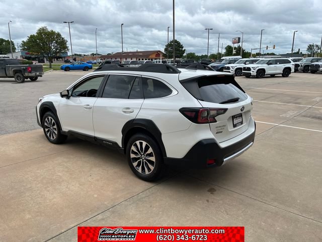 Used 2024 Subaru Outback Limited AWD/4WD image 3