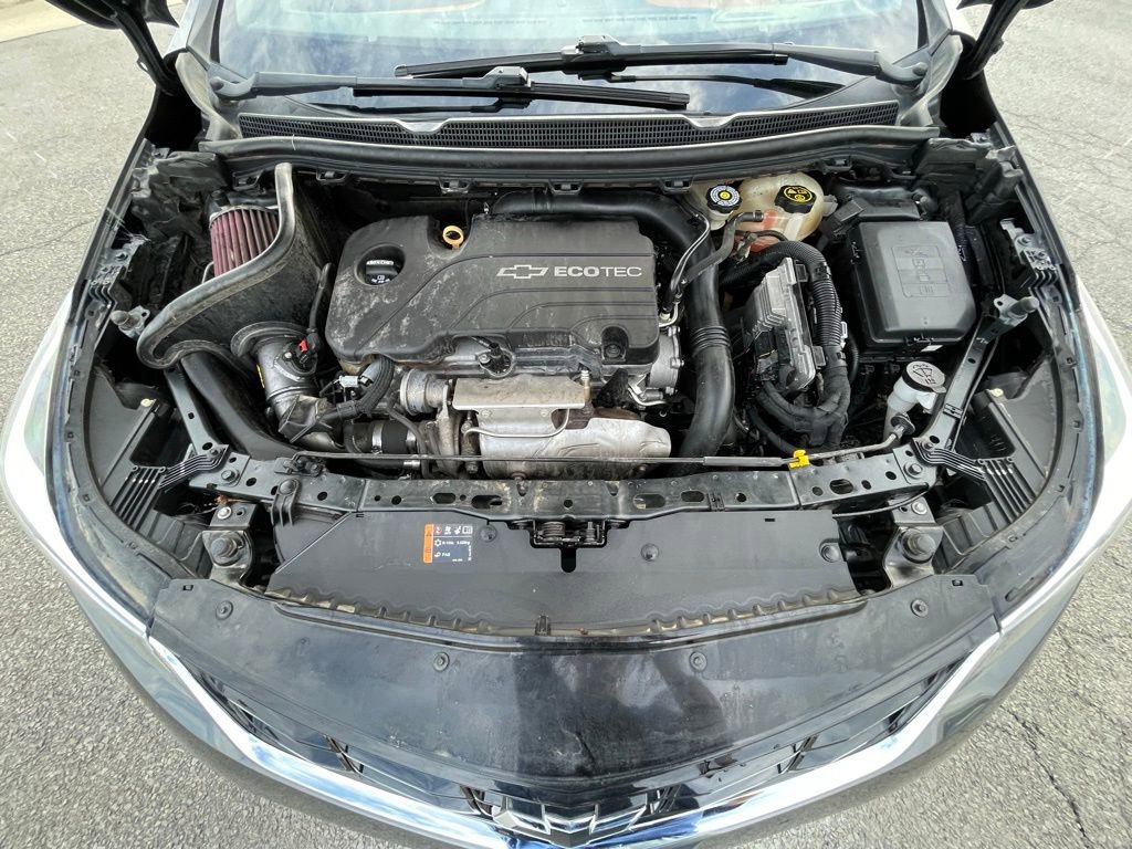 Used 2017 Chevrolet Cruze Premier image 34