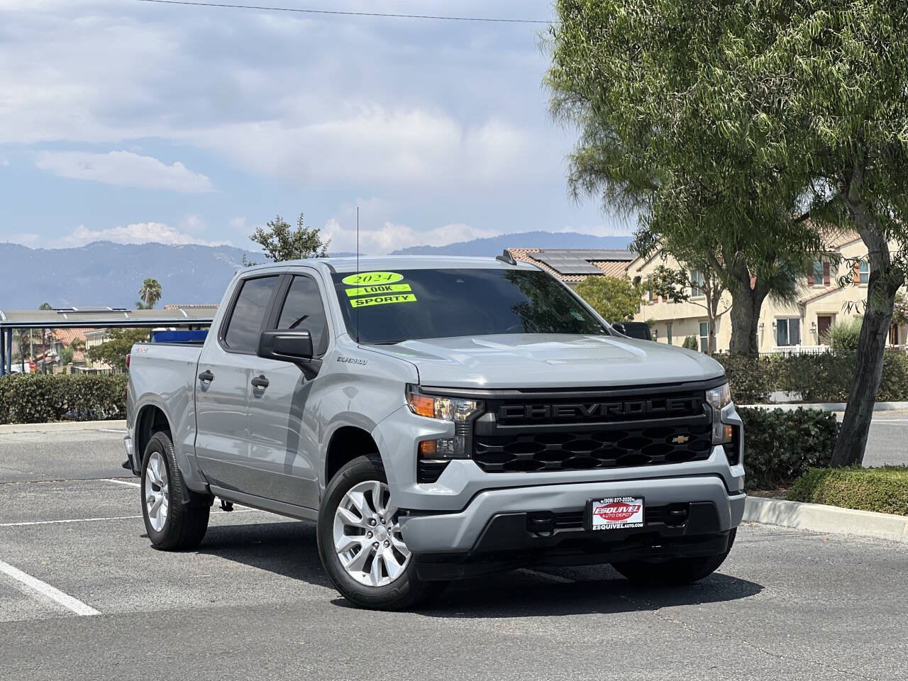 Used 2024 Chevrolet Silverado 1500 Custom w/ LPO, Dark Essentials Package AWD/4WD image 1
