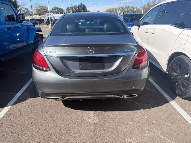 Used 2019 Mercedes-Benz C 300 4MATIC Sedan image 5