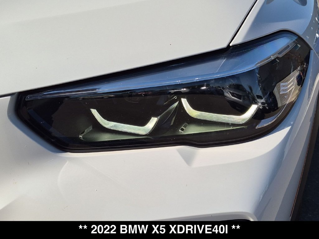 Used 2022 BMW X5 xDrive40i w/ Premium Package AWD/4WD image 17