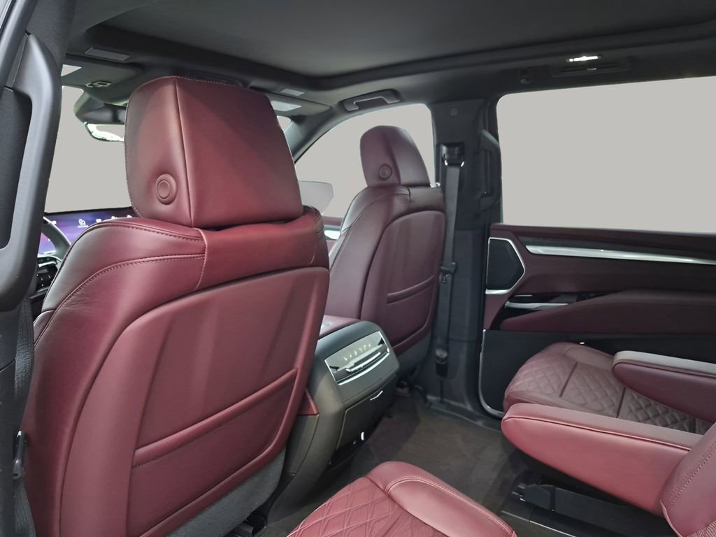 New 2026 Cadillac Escalade ESV Sport w/ Touring Package AWD/4WD image 21