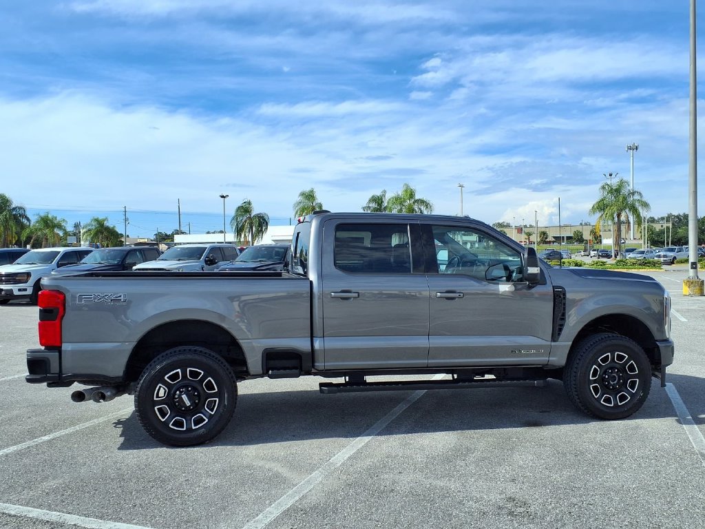 Used 2024 Ford F250 Lariat w/ Lariat Ultimate Package AWD/4WD image 8