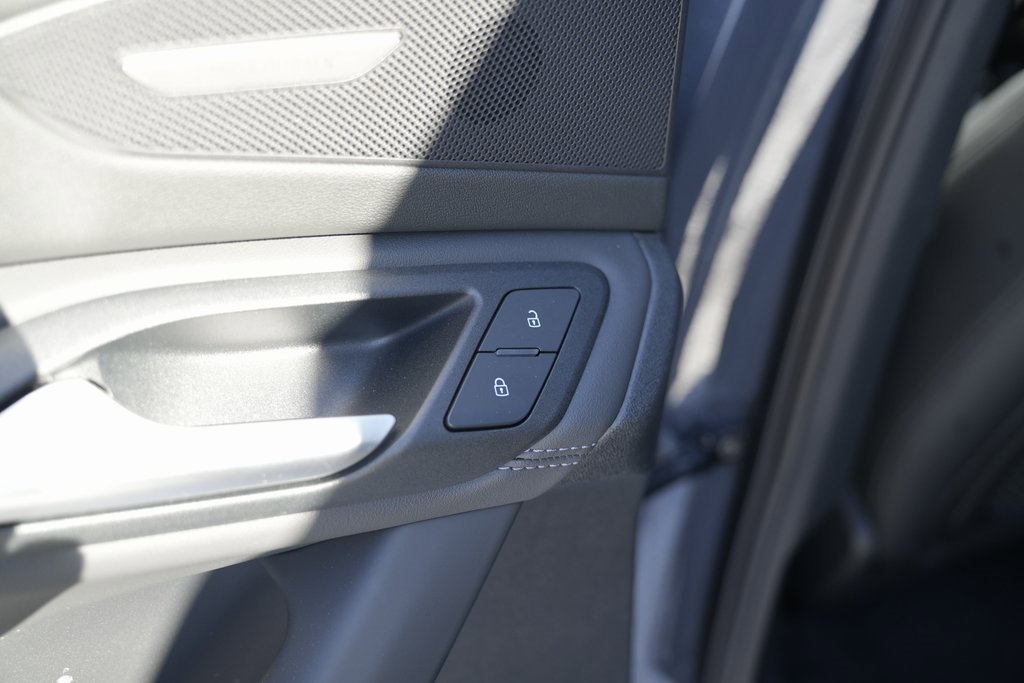 Used 2025 Audi Q6 e-tron Premium Plus w/ Premium Plus image 33