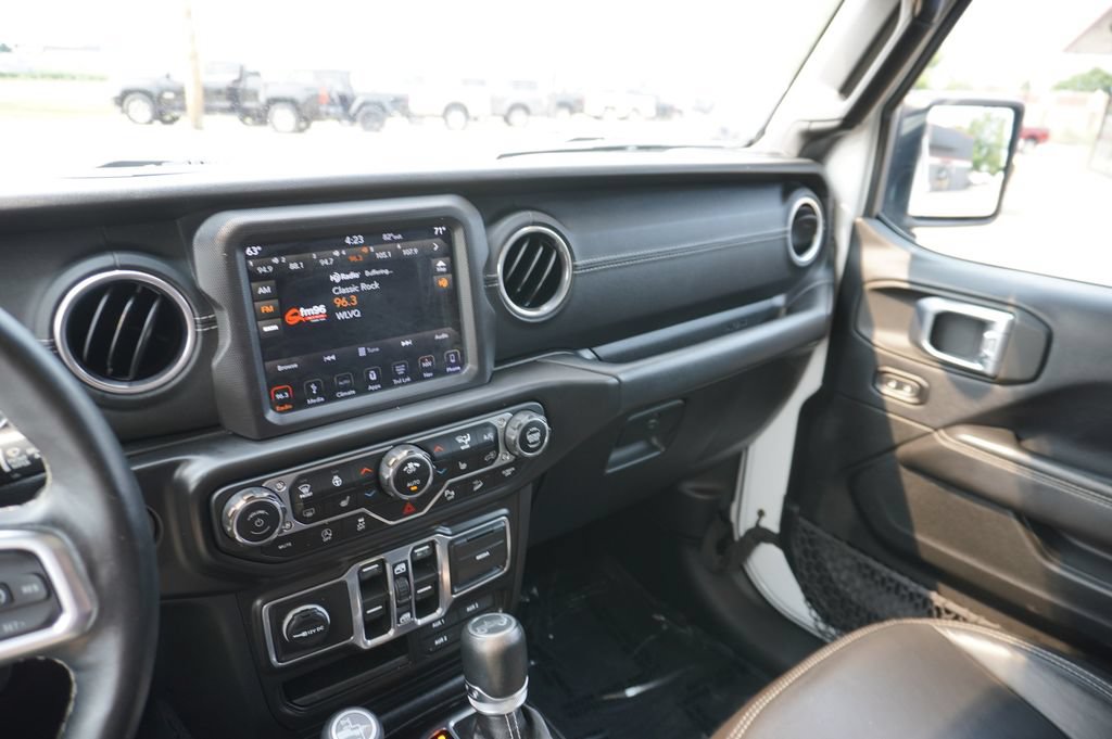Used 2018 Jeep Wrangler Unlimited Sahara AWD/4WD image 20