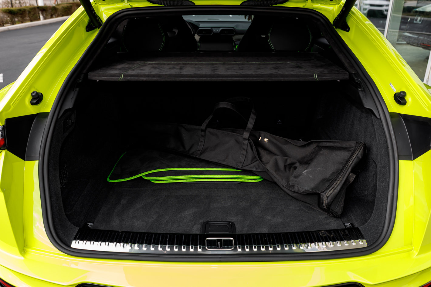 Used 2023 Lamborghini Urus S image 39