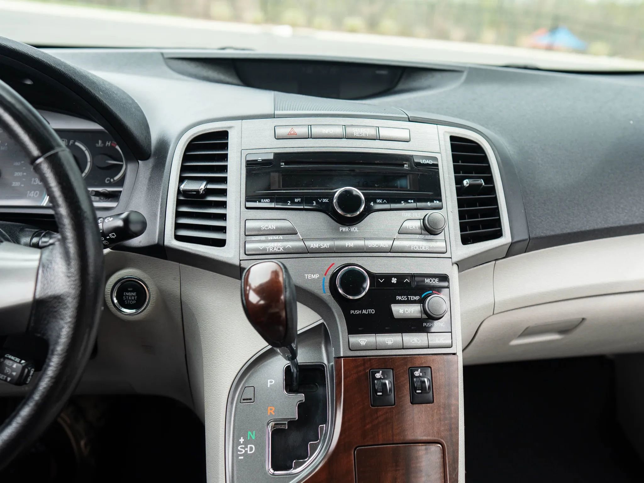 Used 2009 Toyota Venza AWD image 29