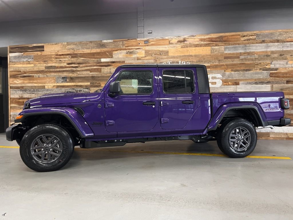 New 2026 Jeep Gladiator Sport AWD/4WD image 21