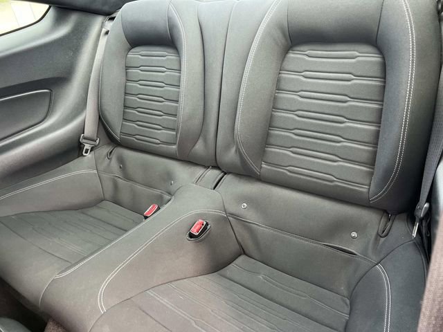 Certified 2017 Ford Mustang Coupe RWD image 17