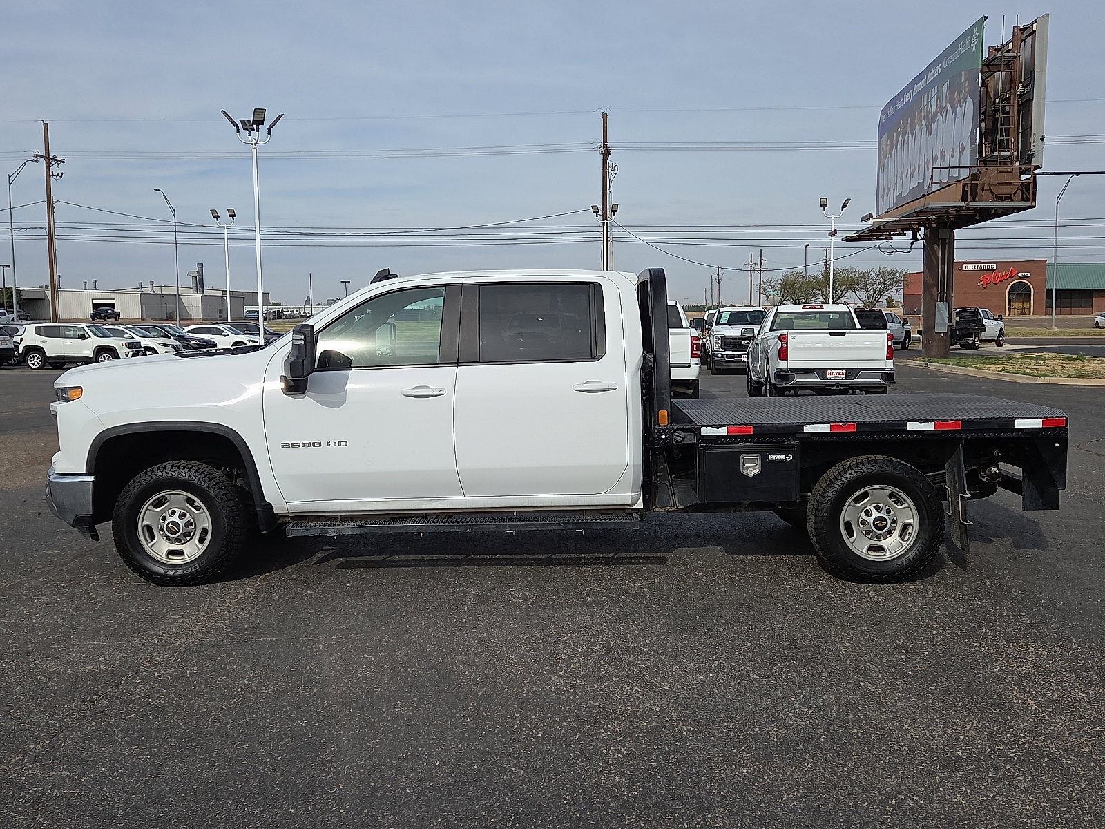 Used 2024 Chevrolet Silverado 2500 LT w/ Convenience Package AWD/4WD image 2