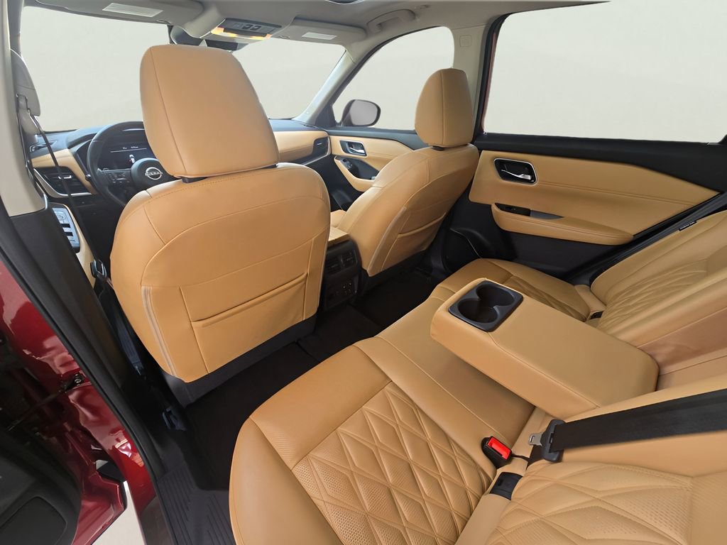 Used 2023 Nissan Rogue Platinum w/ Platinum Premium Package image 43