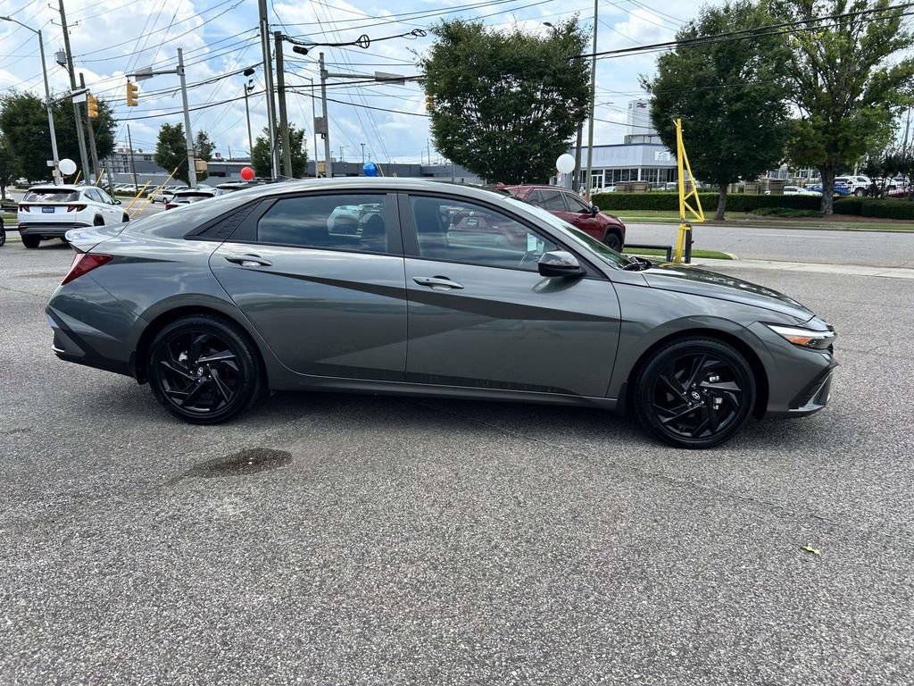Certified 2026 Hyundai Elantra Sport FWD image 2