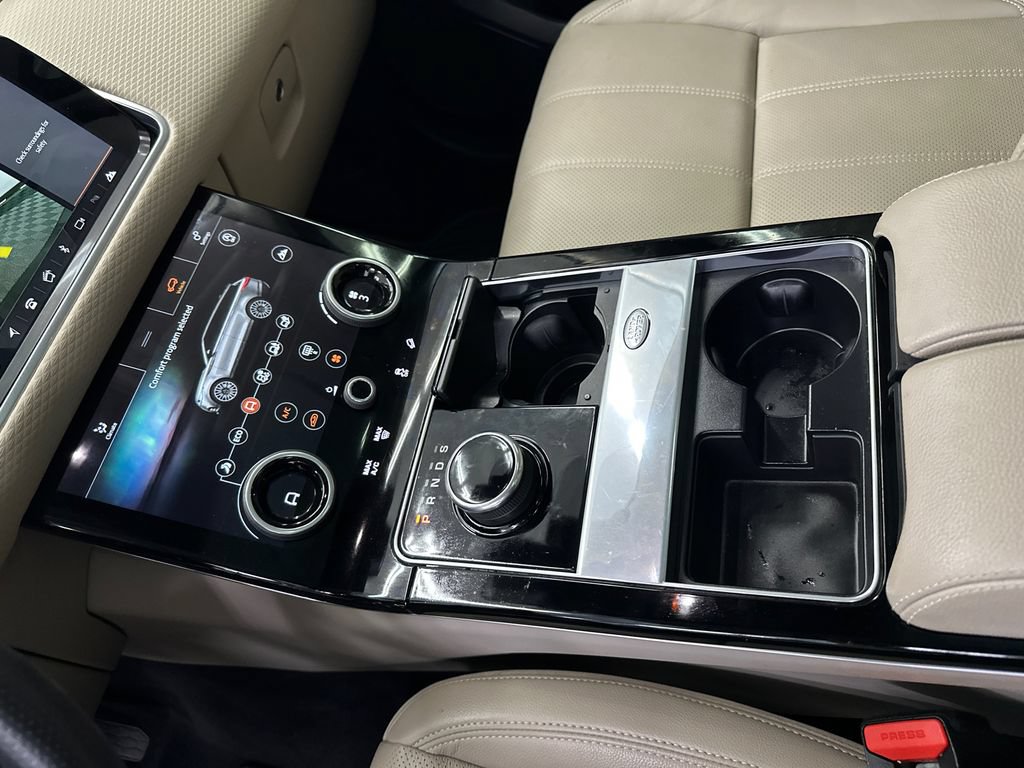 Used 2020 Land Rover Range Rover Velar S AWD/4WD image 33