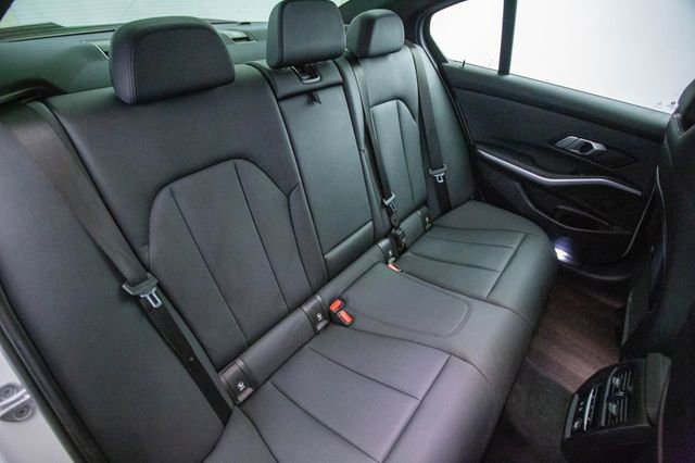 Used 2020 BMW 330i xDrive Sedan w/ Convenience Package image 27