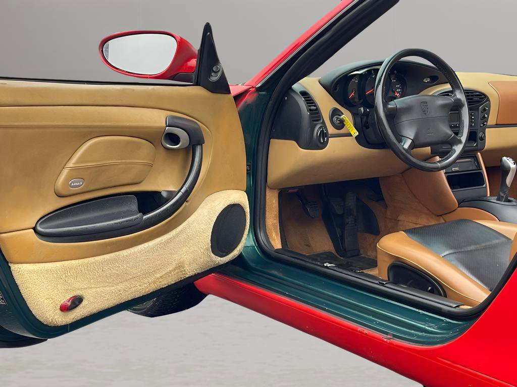 Used 2000 Porsche Boxster image 10