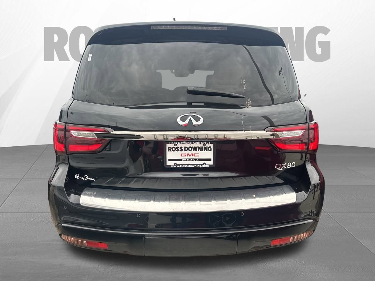 Used 2021 INFINITI QX80 Premium Select w/ Cargo Package image 5
